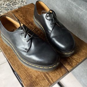 Doc Marten 1461 Black leather Unisex size 8 men